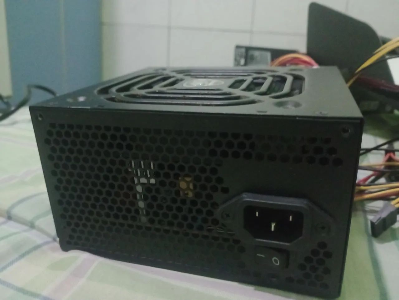 Fonte 500w 80 PLUS da Cougar Bivolt - Foto 3