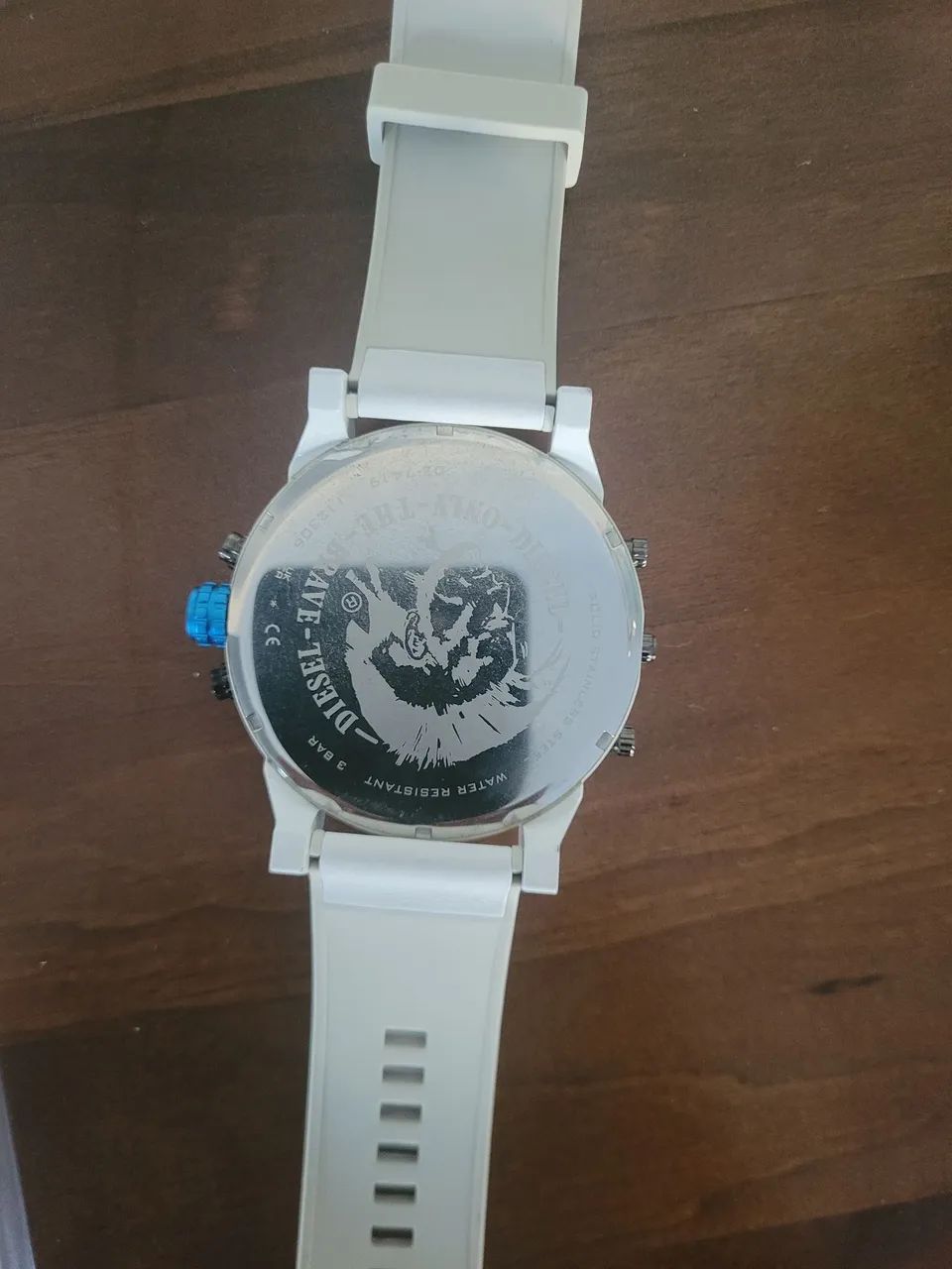 Relogio diesel original branco sem marcas de uso por o peço  - Foto 4