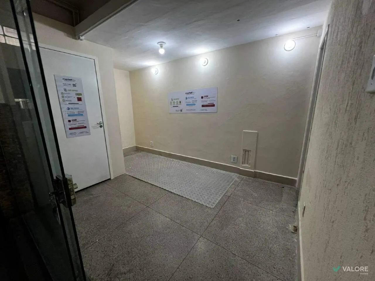Loja à venda, 42m² de área no Santo Agostinho. - Foto 2