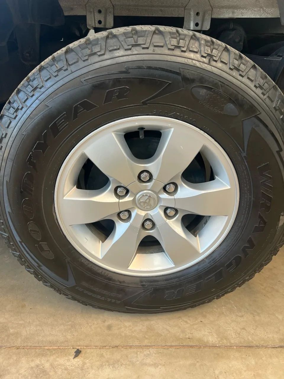 Pneus Goodyear 265/70/16 - Foto 3