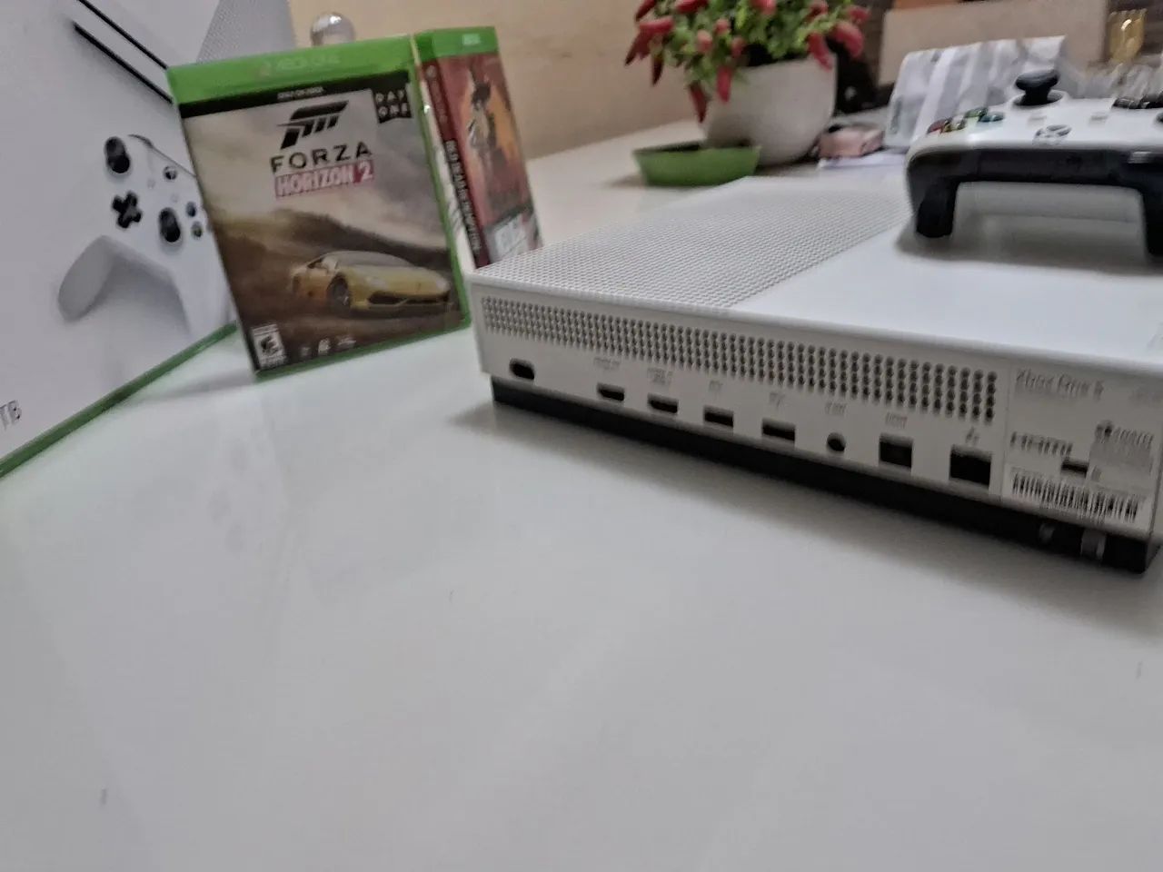 Xbox One S - 1TB - Foto 3