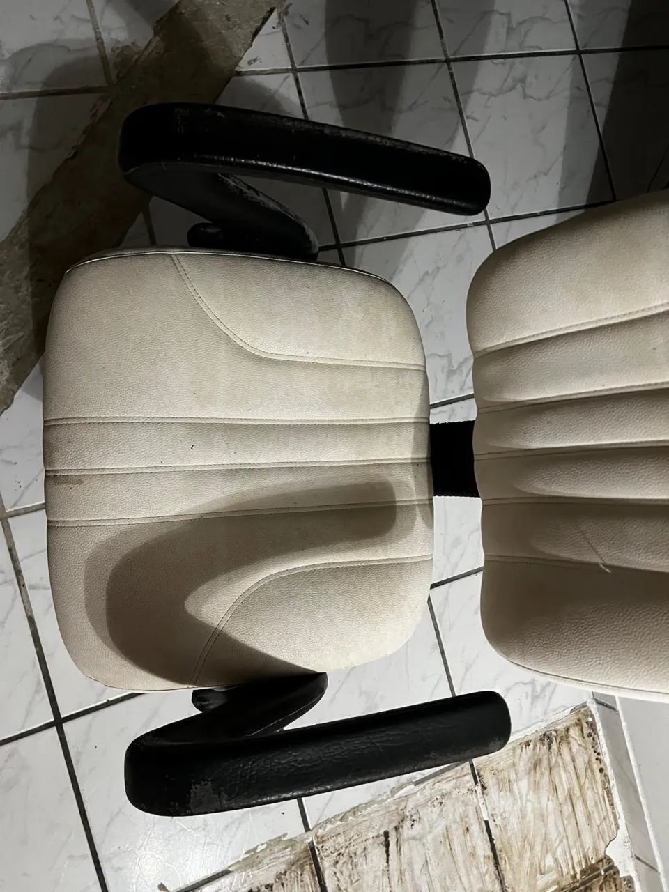 Cadeira pé e mão fixo - Foto 5