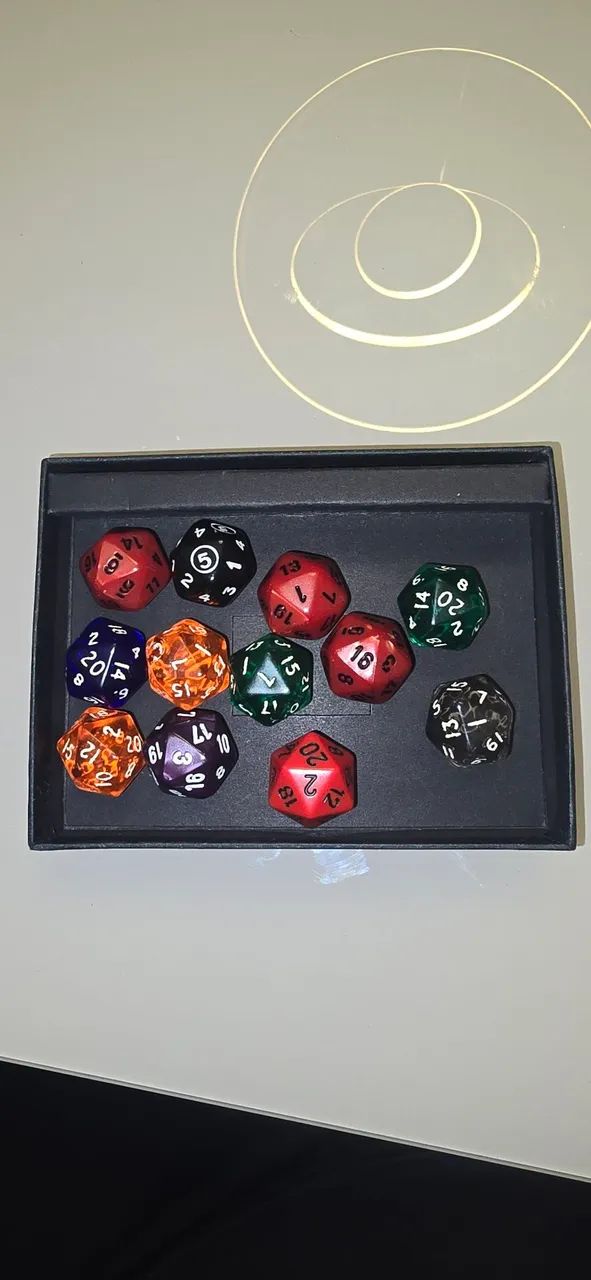 Lote Com 11 Dados D20 Para RPG - Várias Cores - Foto 4
