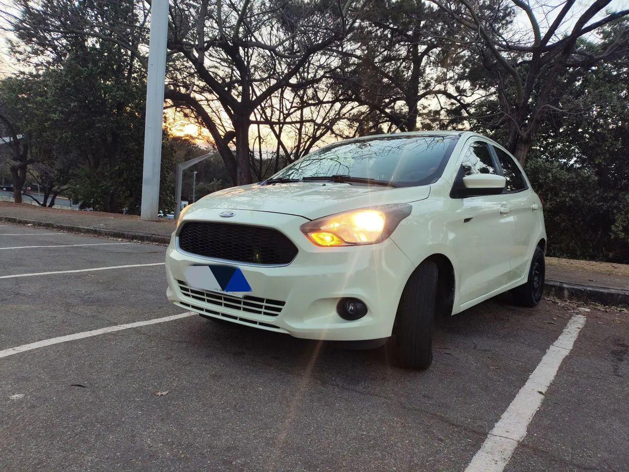 Ford Ka 1.0 SE/SE PLUS TIVCT FLEX 5P 2015