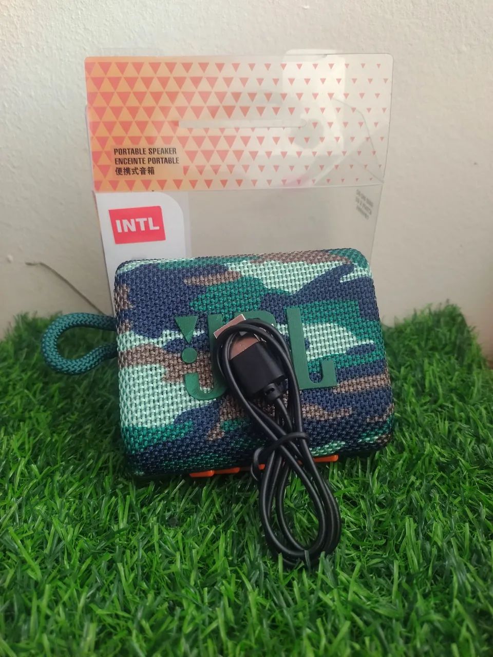Caixa de som JBL go3 