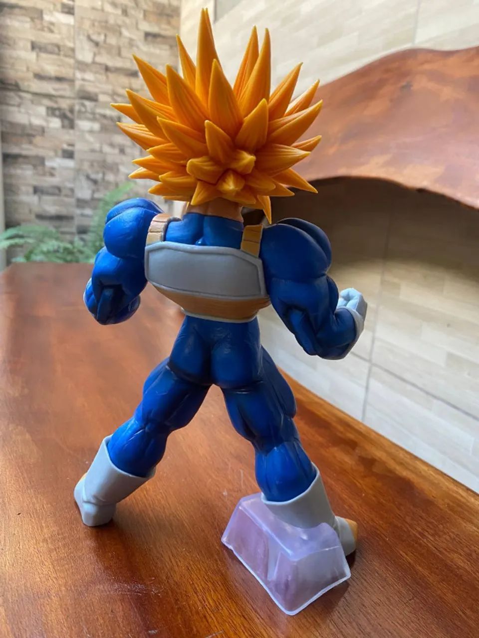 Action Figure Dragon Ball - Super Trunks SJJ 26cm - Foto 2