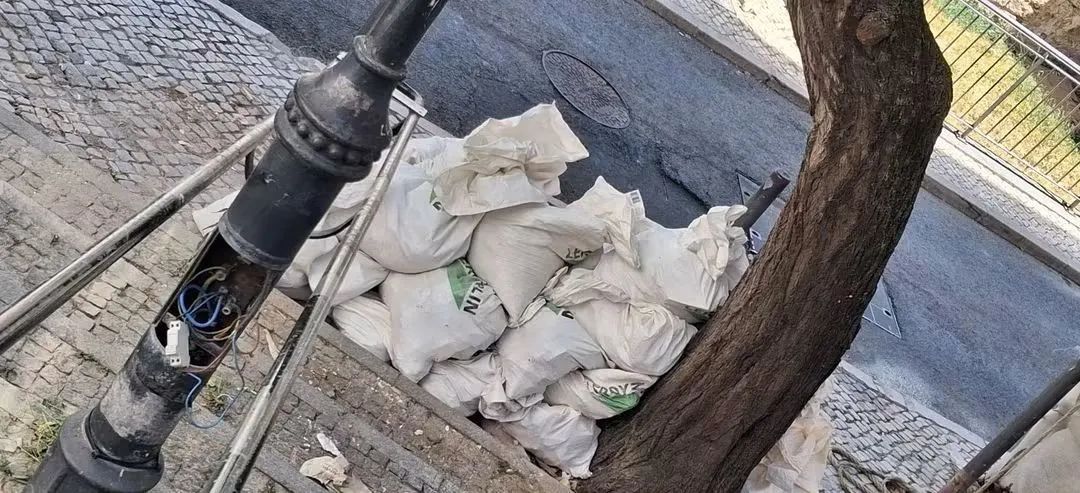 Retiro entulho móveis eletrônicos melhor preço da região  - Foto 3