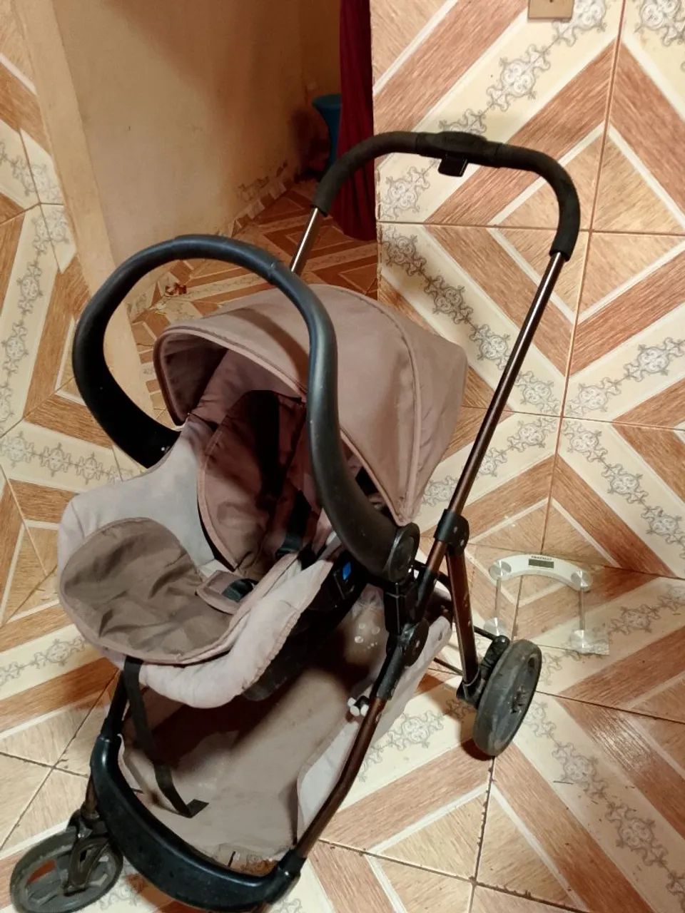 Carrinho Moisés e bebê conforto  - Foto 4