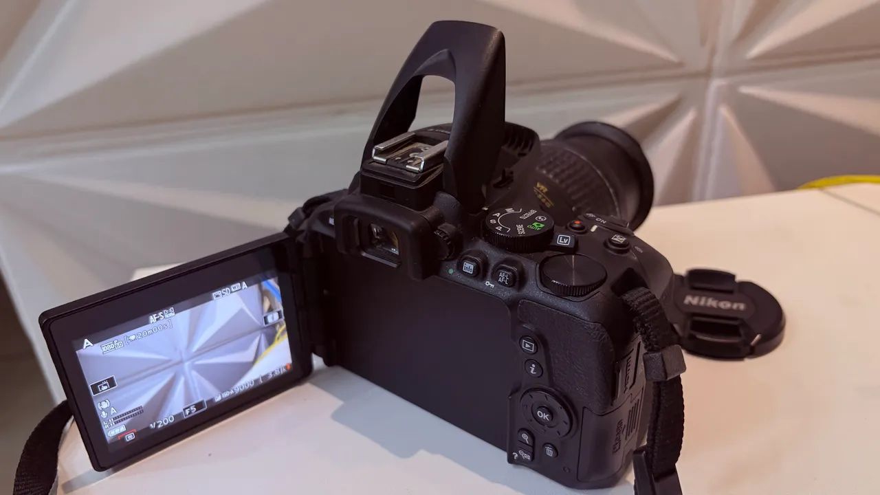 NIKON D5600 - 2900 cliques - Foto 5