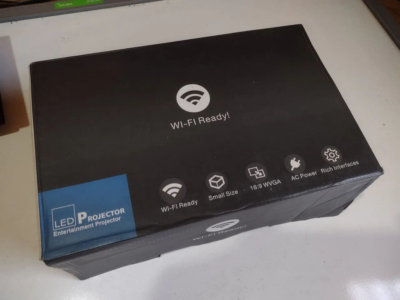 Mini projetor led