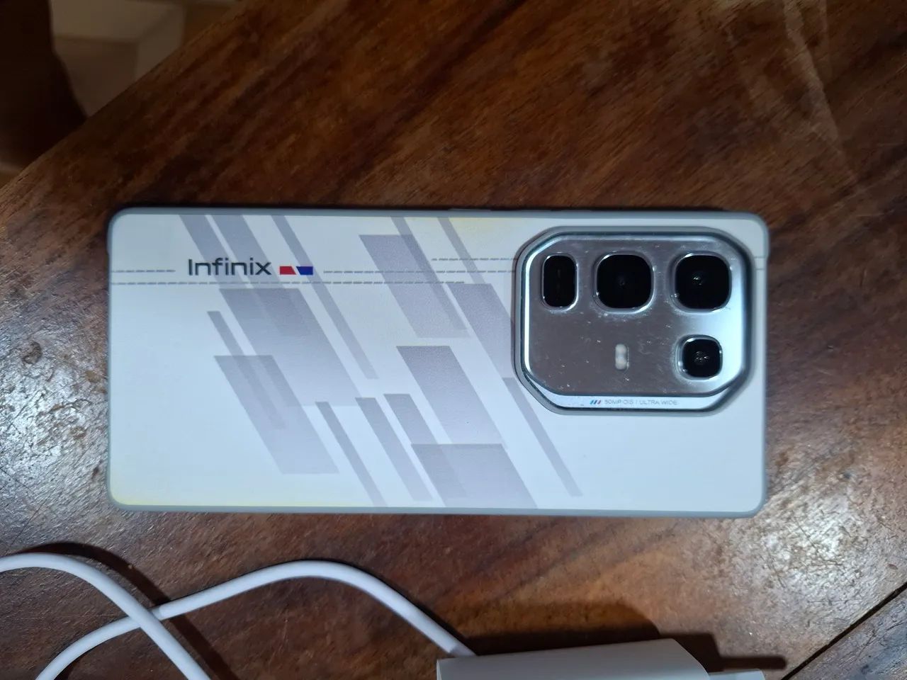Vendo celular Infinixm note 50 pro  - Foto 2
