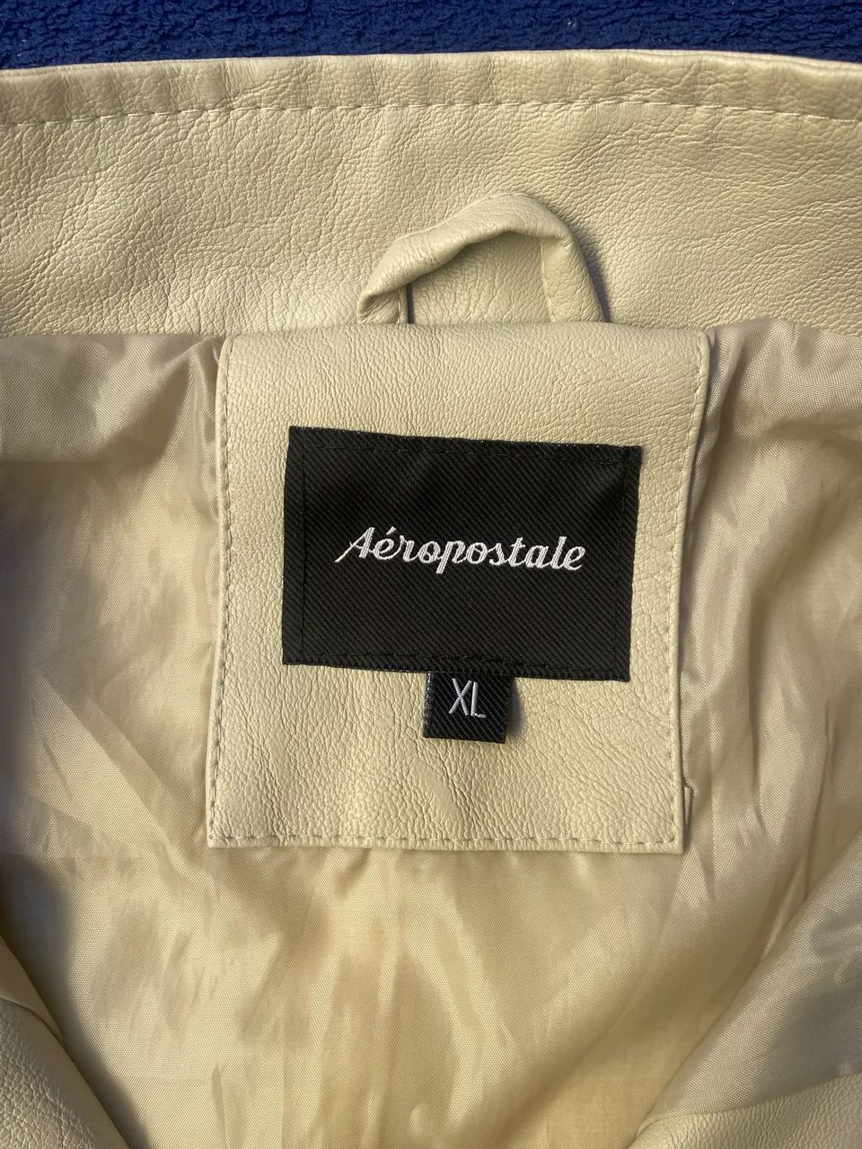 Jaqueta Aeropostale XL couro - Foto 4