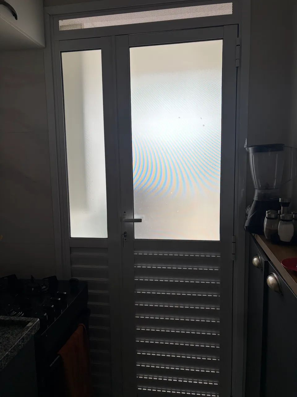 Porta de varanda ou cozinha - Foto 2