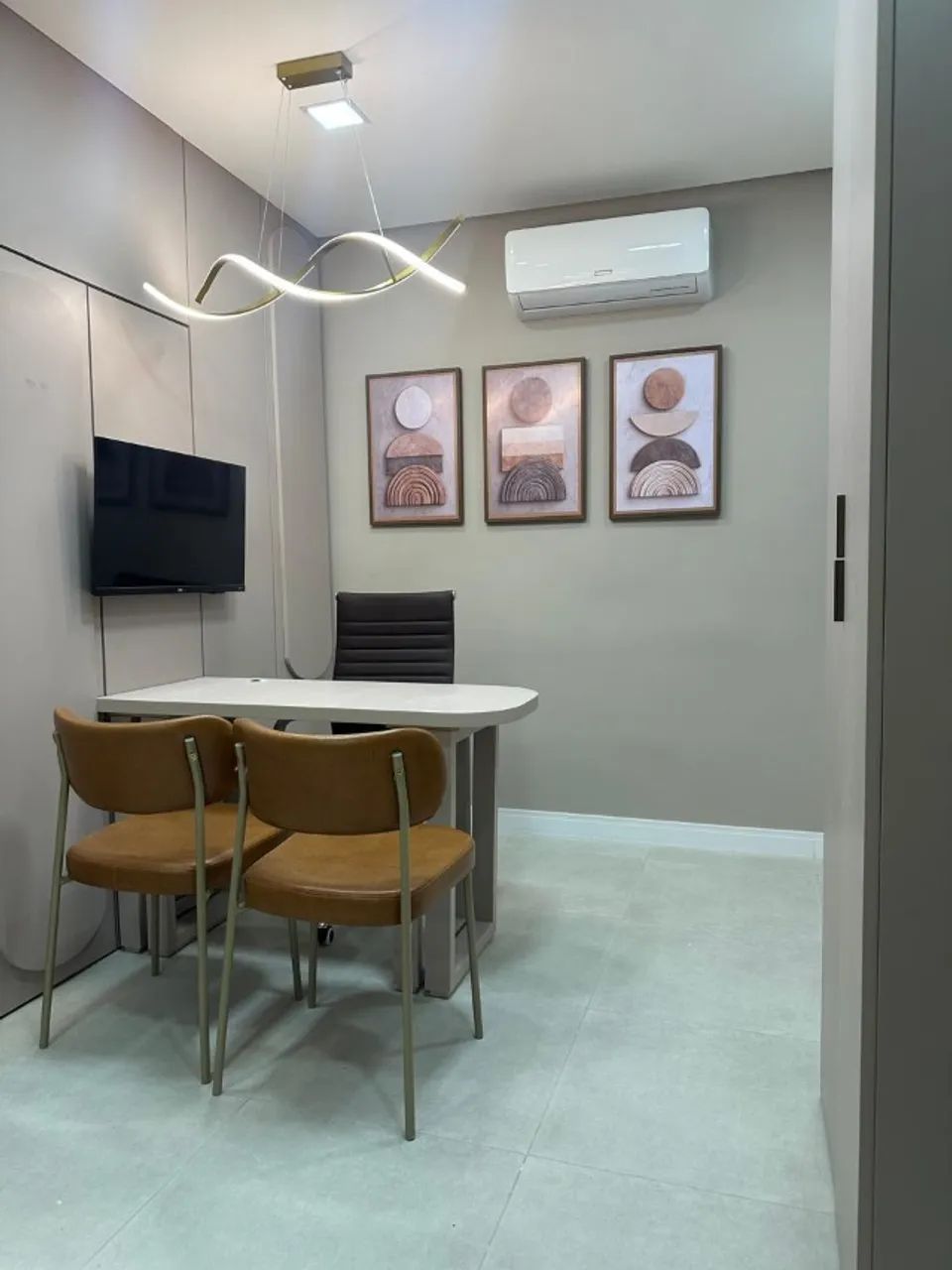 Mesa de MDF para consultório - Foto 3