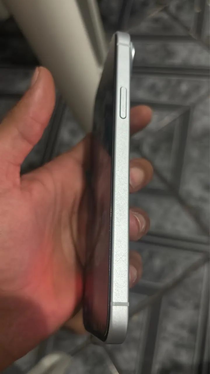 iPhone 15 plus - Foto 4