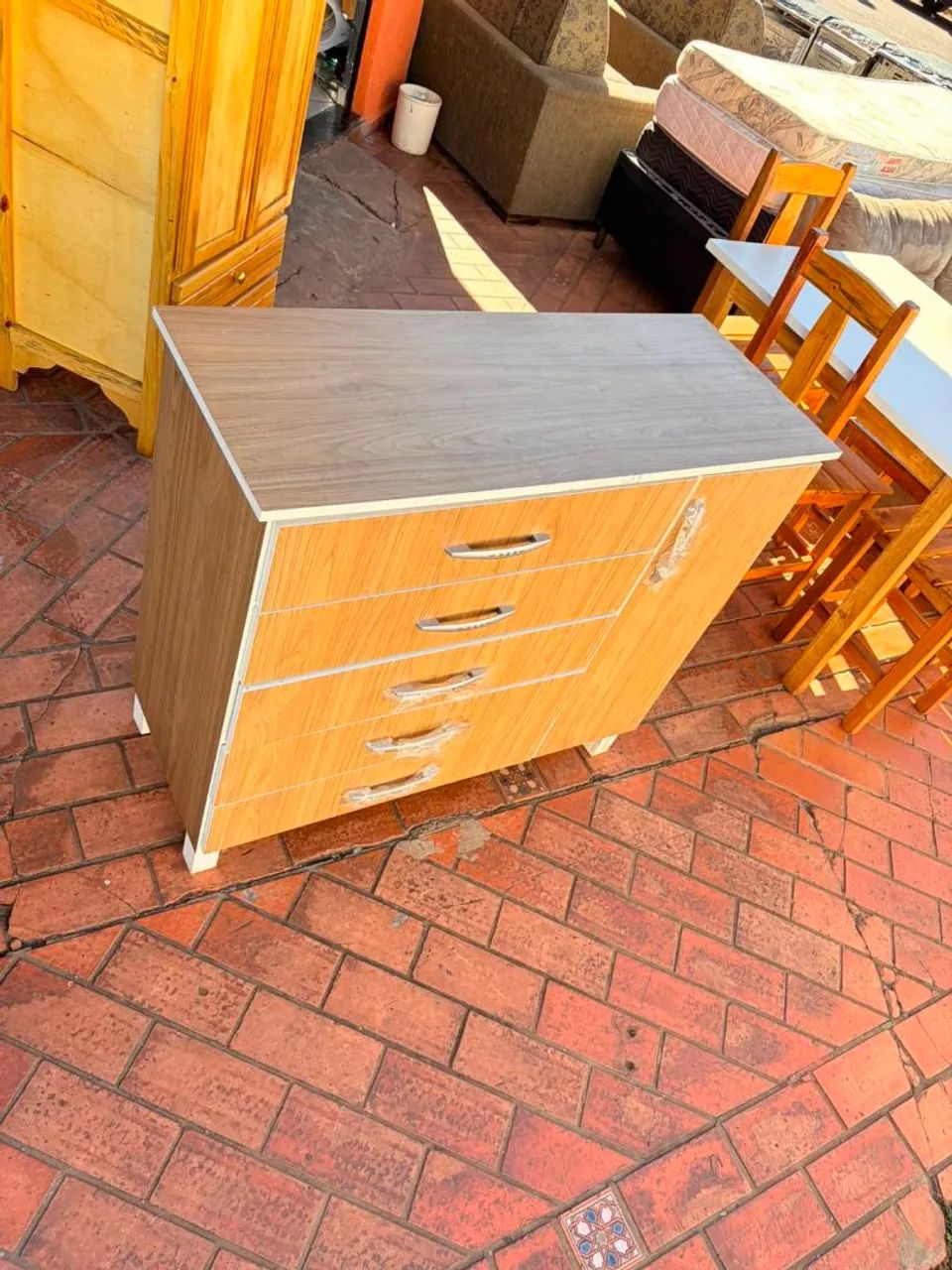 Cômoda de MDF bem conservada ((ENTREGO GRATIS)) - Foto 4