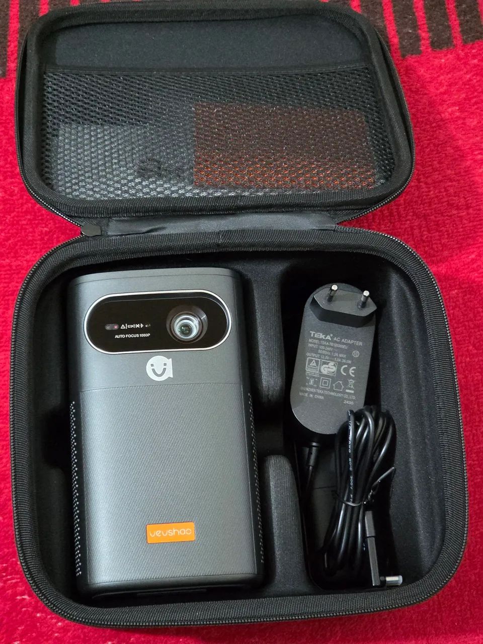 Projetor portátil Vevshao V30 