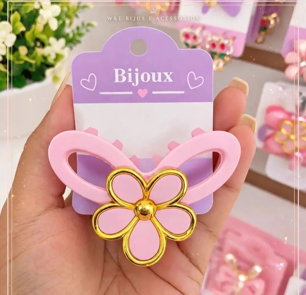 W&E BIJUS E ACESSÓRIOS 