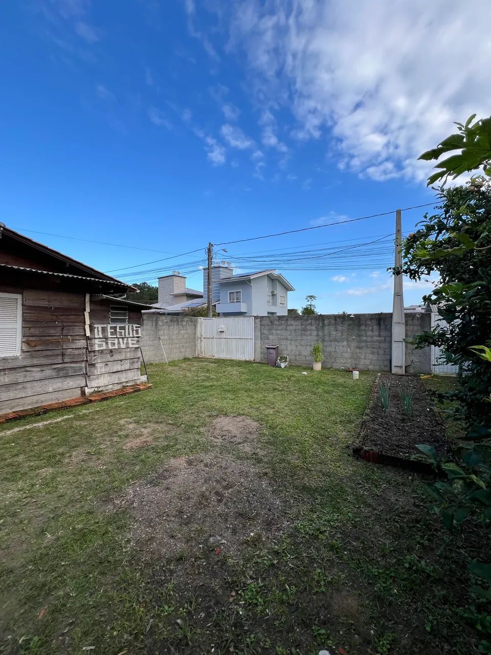 Terreno murado, com IPTU, água e luz ligada! Armação . - Foto 3