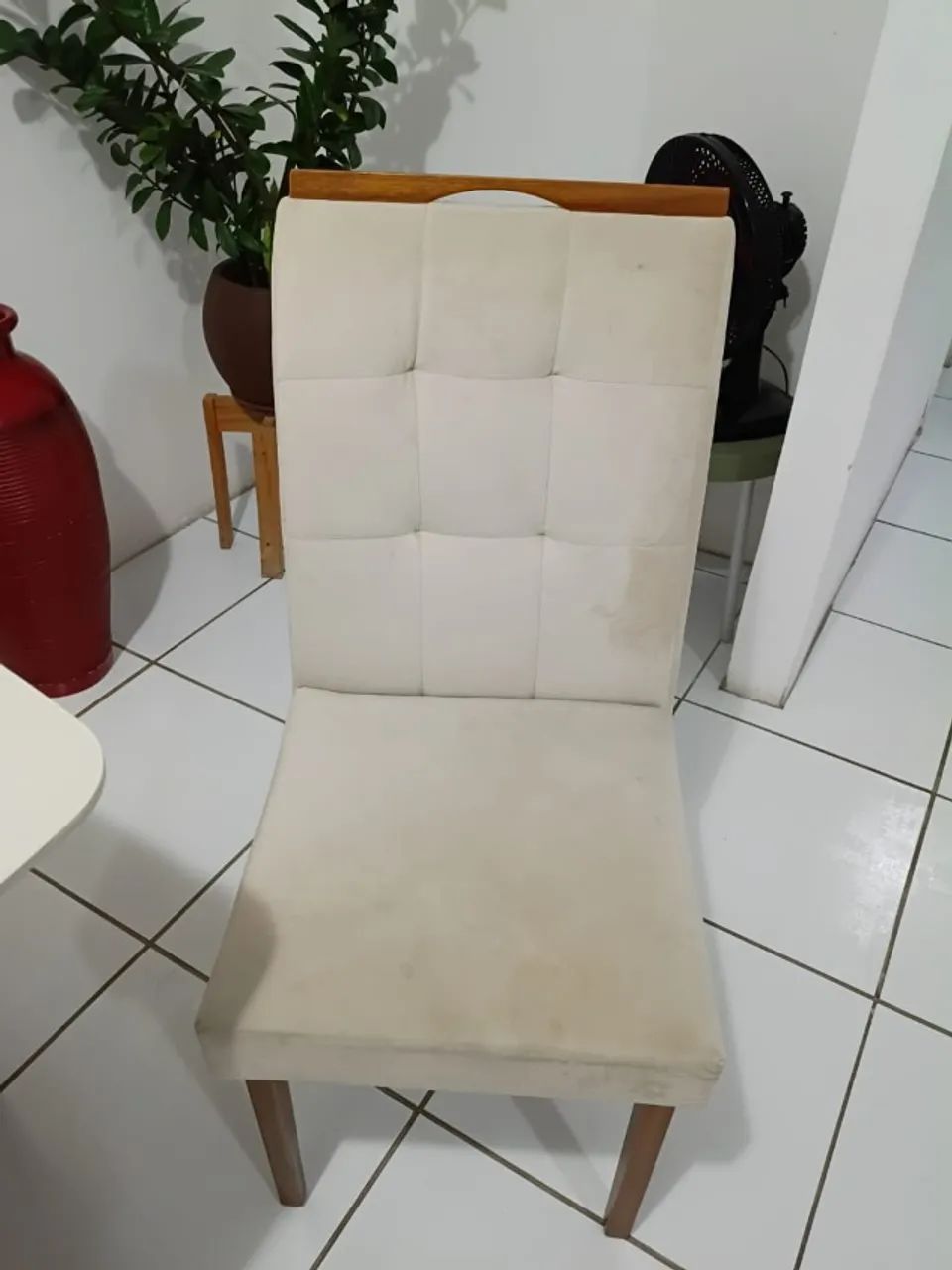 Conjunto mesa de jantar retangular com 4 cadeiras - Foto 4