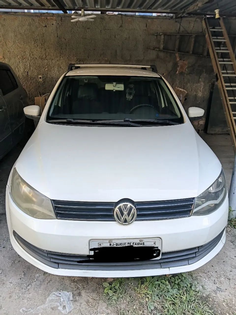 Volkswagen Voyage VOYAGE 1.0/1.0 City Mi Total Flex 8V 4p 2014