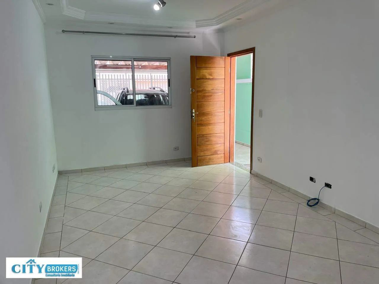 Sobrado com 2 dormitórios com ar condicionado, Sala cozinha e quintal com churrasqueira, 2 - Foto 2
