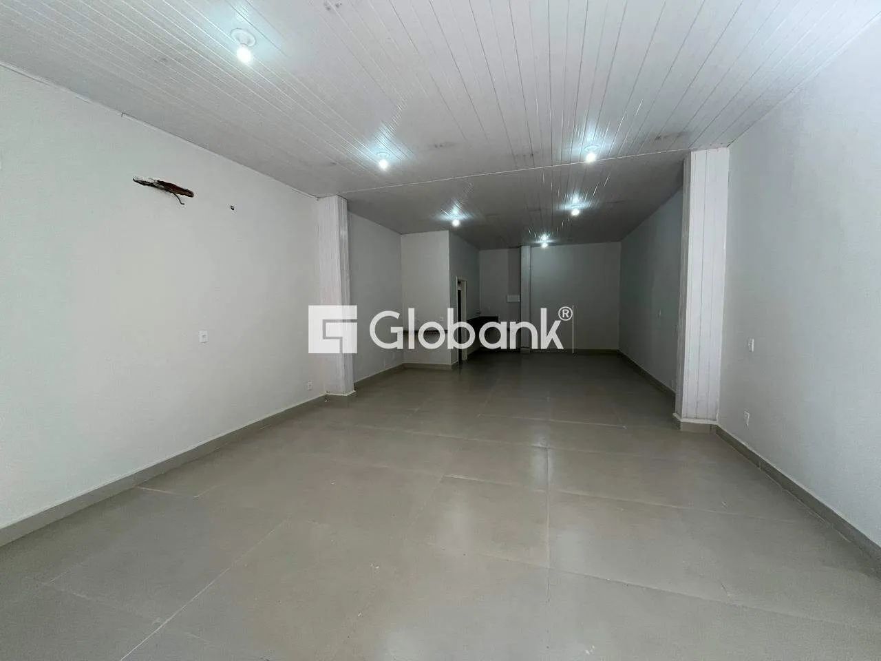 Loja para aluguel Centro 44m² Montes Claros MG - Foto 4