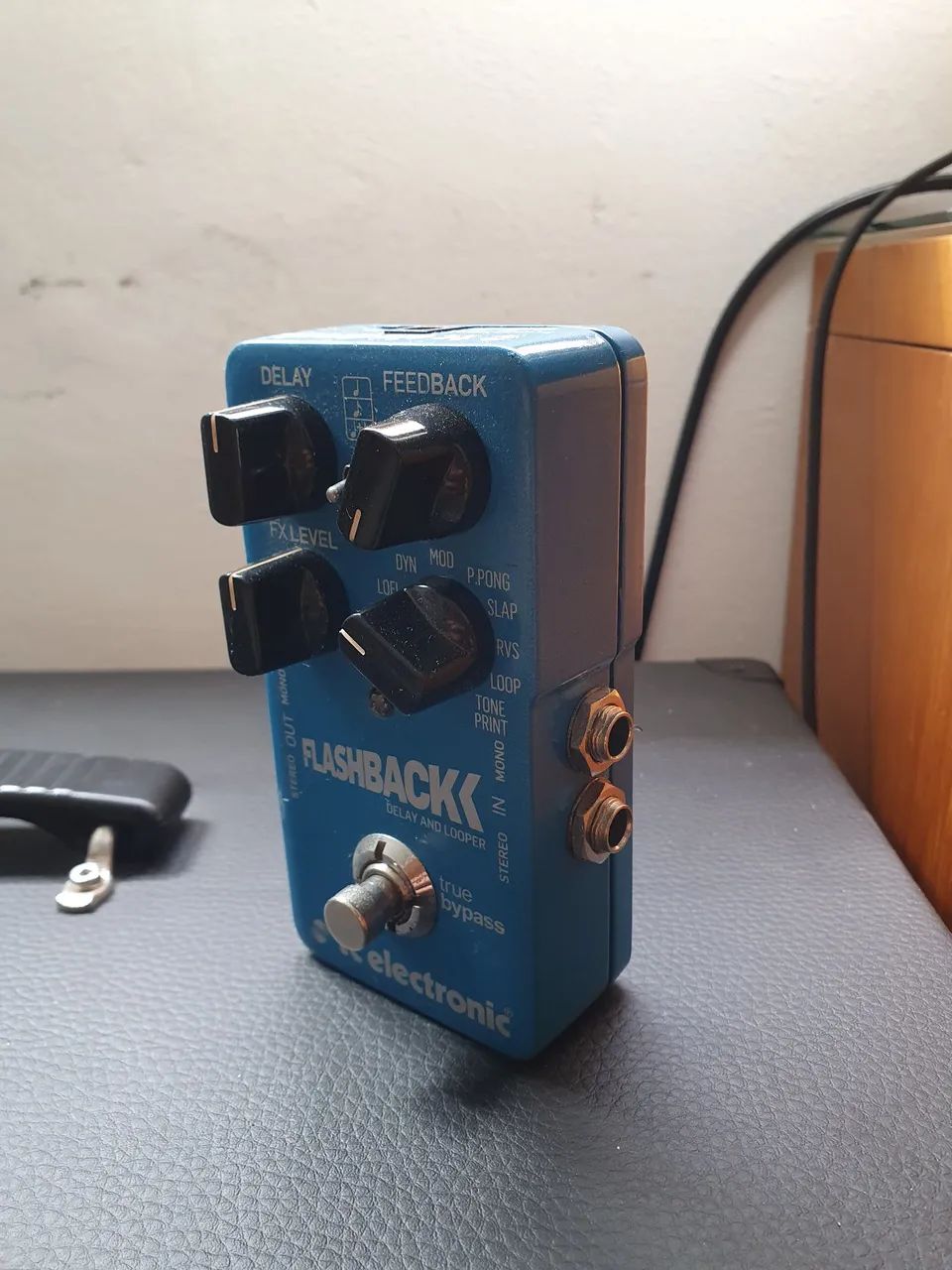 Pedal de guitarra Tc Eletronic Flashback Delay e Looper