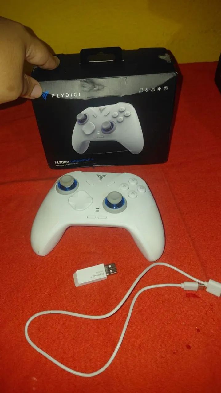 Flydigi Direwolf 4 Wireless Game Controller for PC/IOS/ Android/Switch1/2 - Foto 2