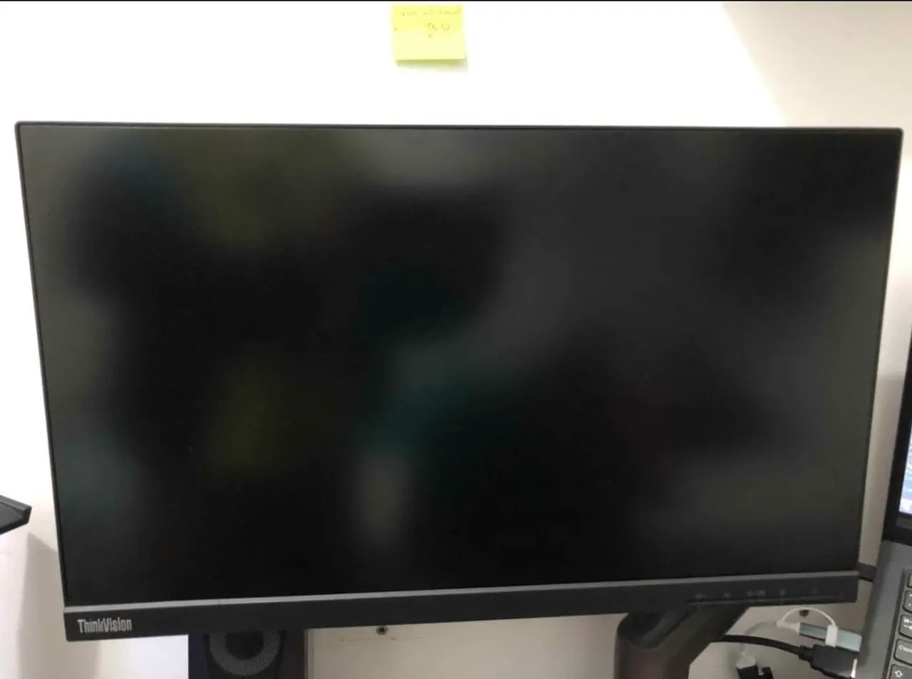 Monitor Lenovo 22 polegadas 
