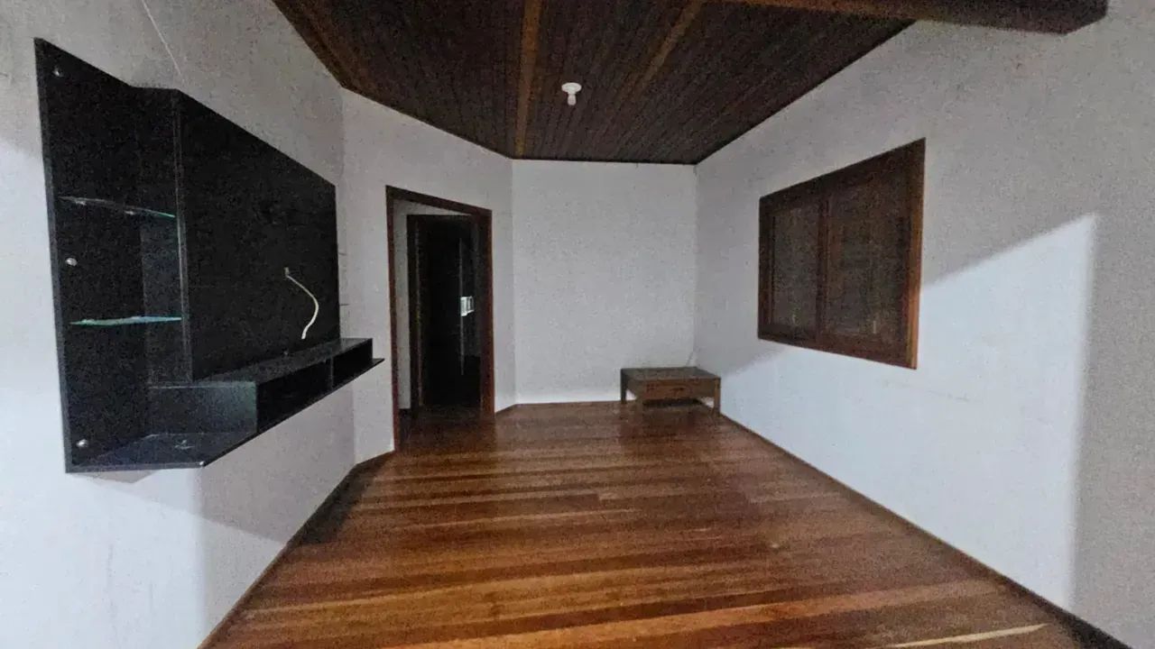 Velleda oferece excelente sítio de 1200m² com casa de 4 dormitórios e próximo do asfalto - Foto 9