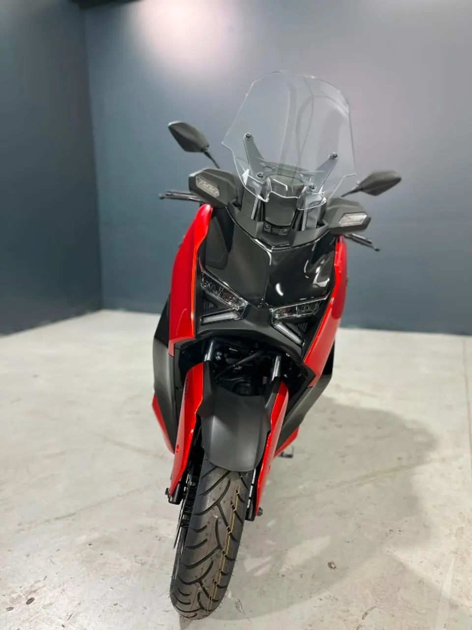 XMAX 300 CONNECTED - IMPERDIVEL  - Foto 5