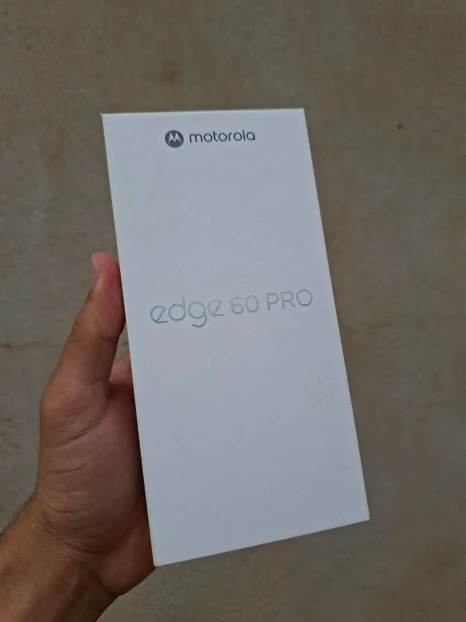 EDGE 60 PRO SEMI NOVO 