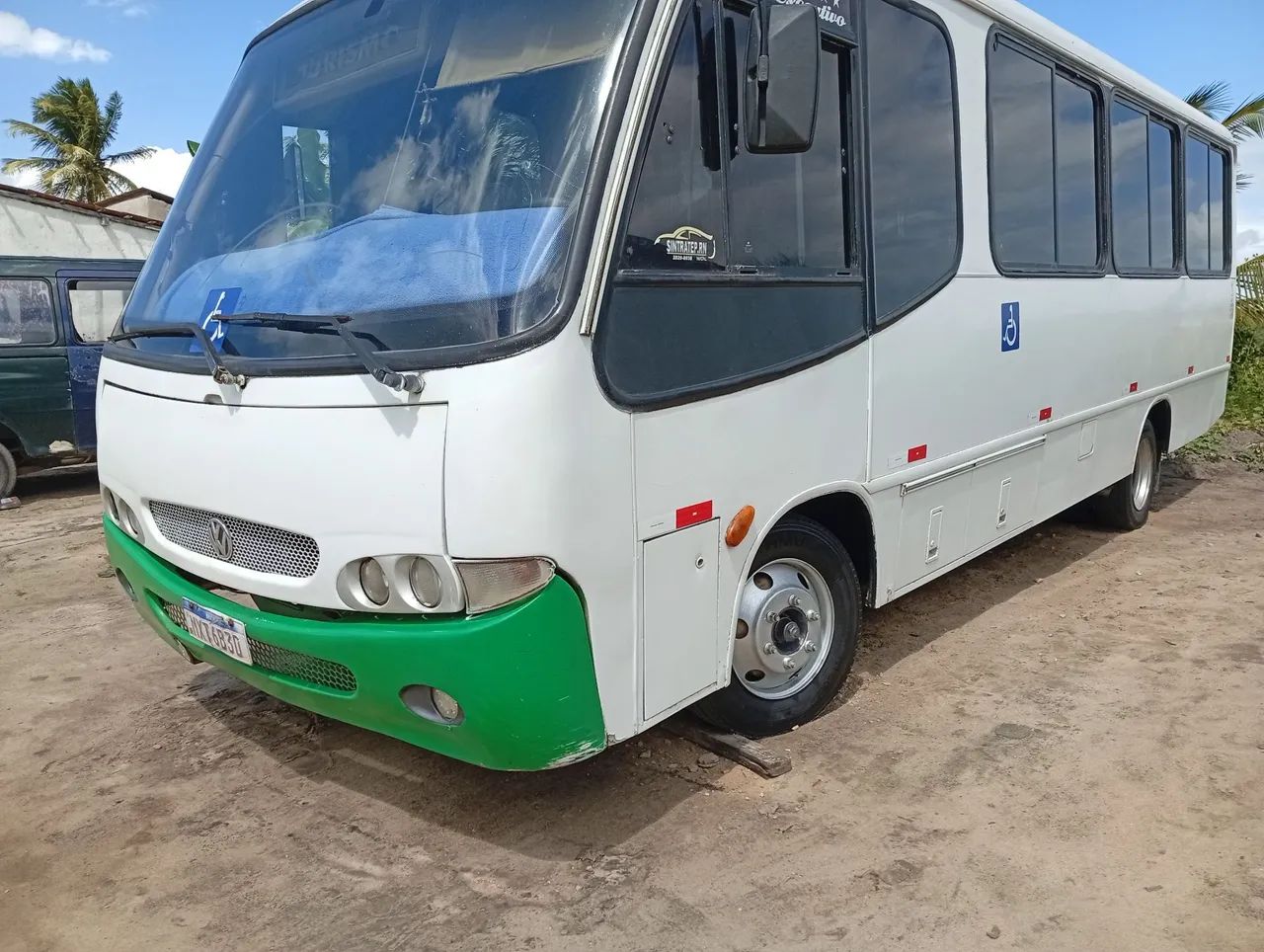 Vendo ou troco Comil pia 8.140 