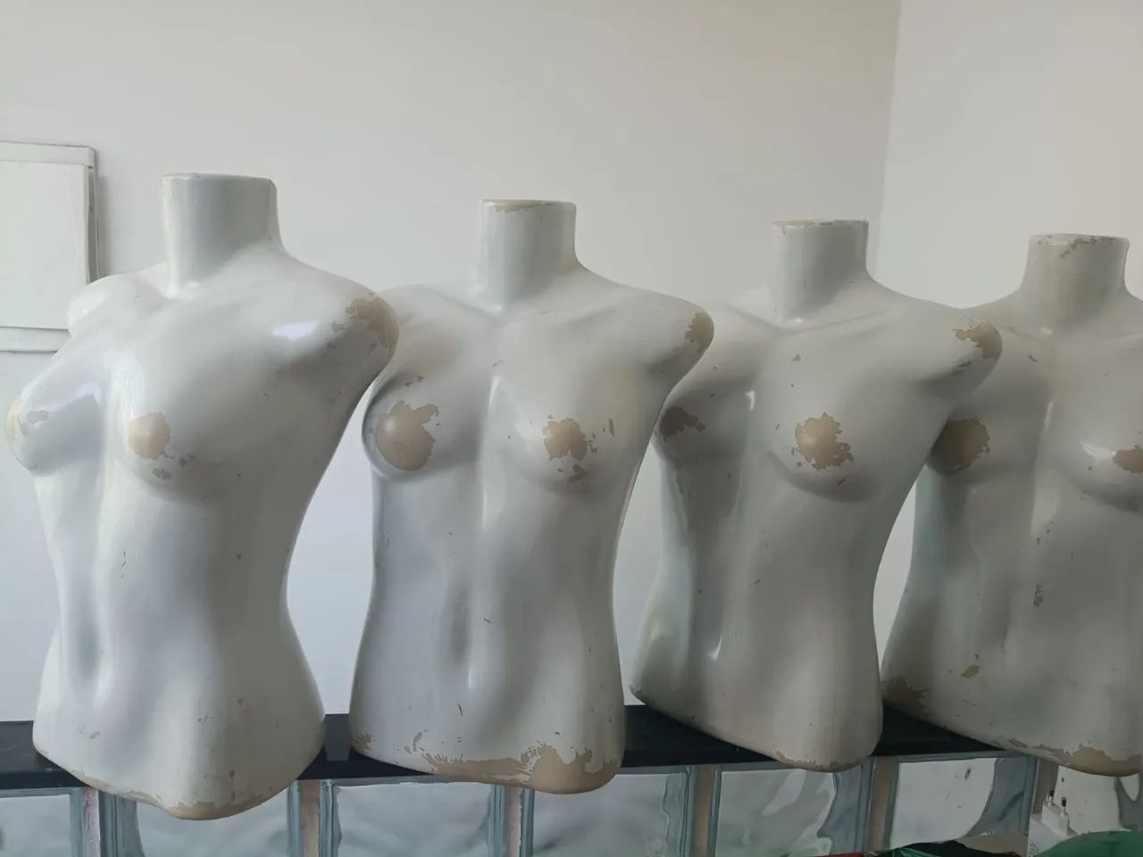 Vende se manequins de roupas - Foto 3