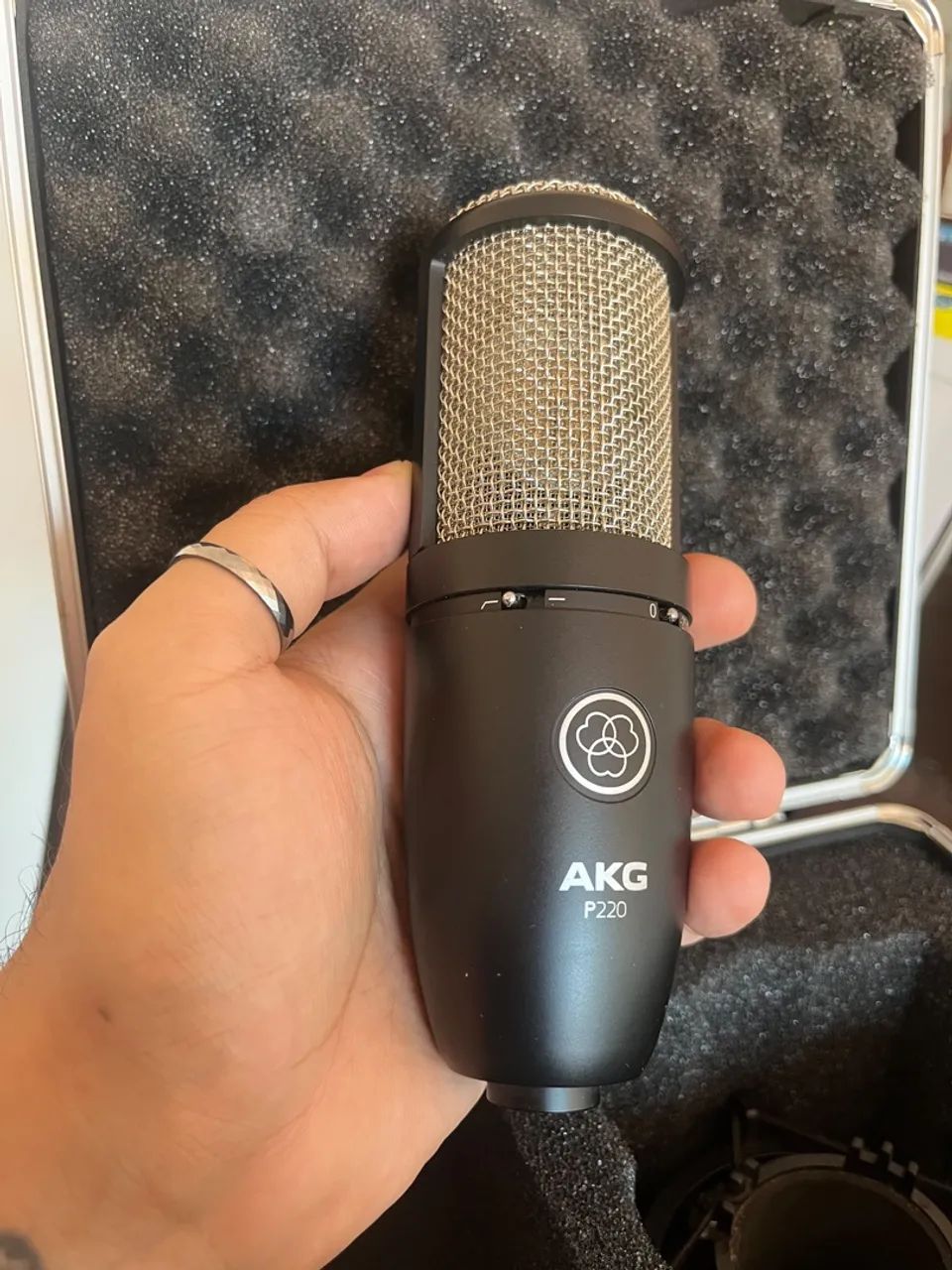Akg p220 - Foto 2