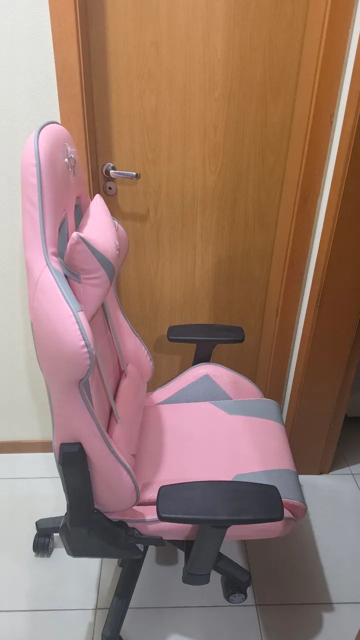 Cadeira Gamer rosa e cinza - Foto 3