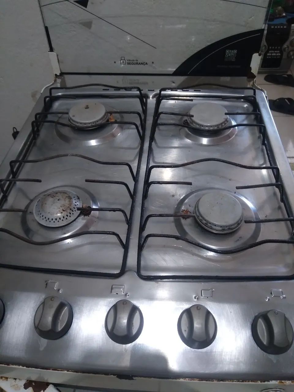 Fogão 4 bocas esmaltec pegando tudo perfeitamente