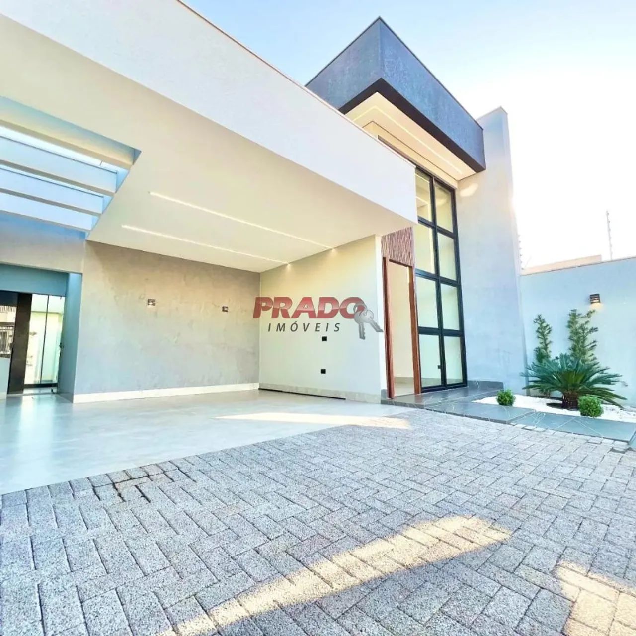 Casa à venda em Maringá, Jardim Oriental, com 3 quartos, com 134 m² - Foto 2