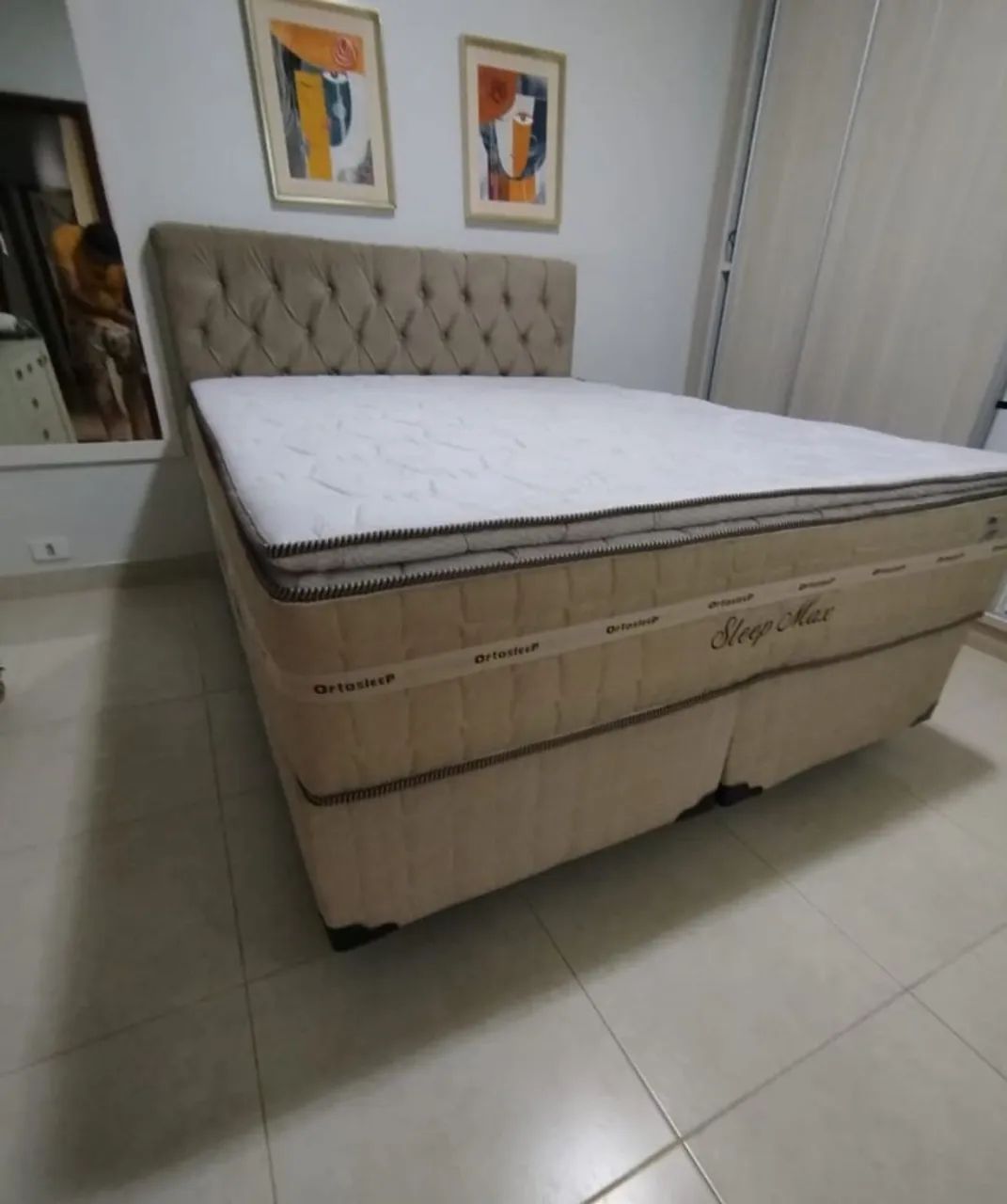 Cama queen size com colchão sleep max