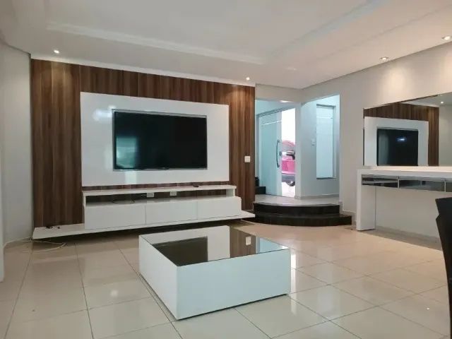 Casa com 4 quartos disponivel pra venda 