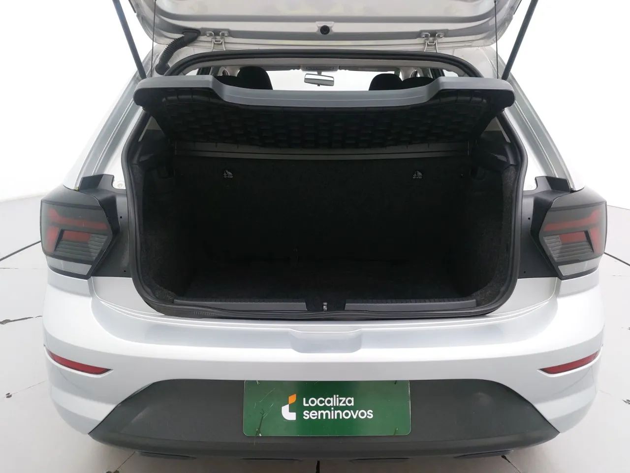 Volkswagen Polo Track 1.0 Flex 12V 5p, foto 9 de 18
