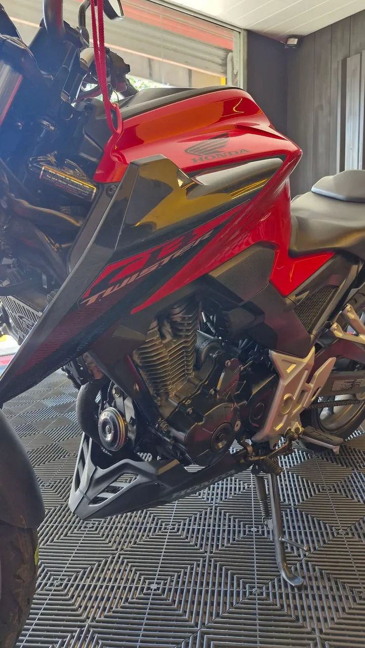 300f ABS extra ! Com garantia ?  - Foto 5