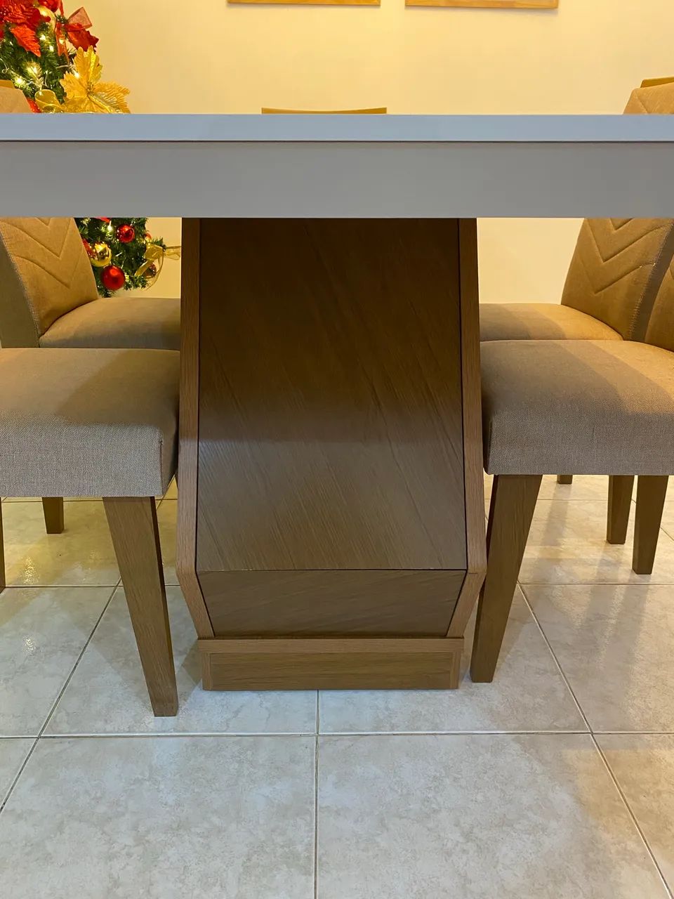 Mesa de jantar 6 lugares 