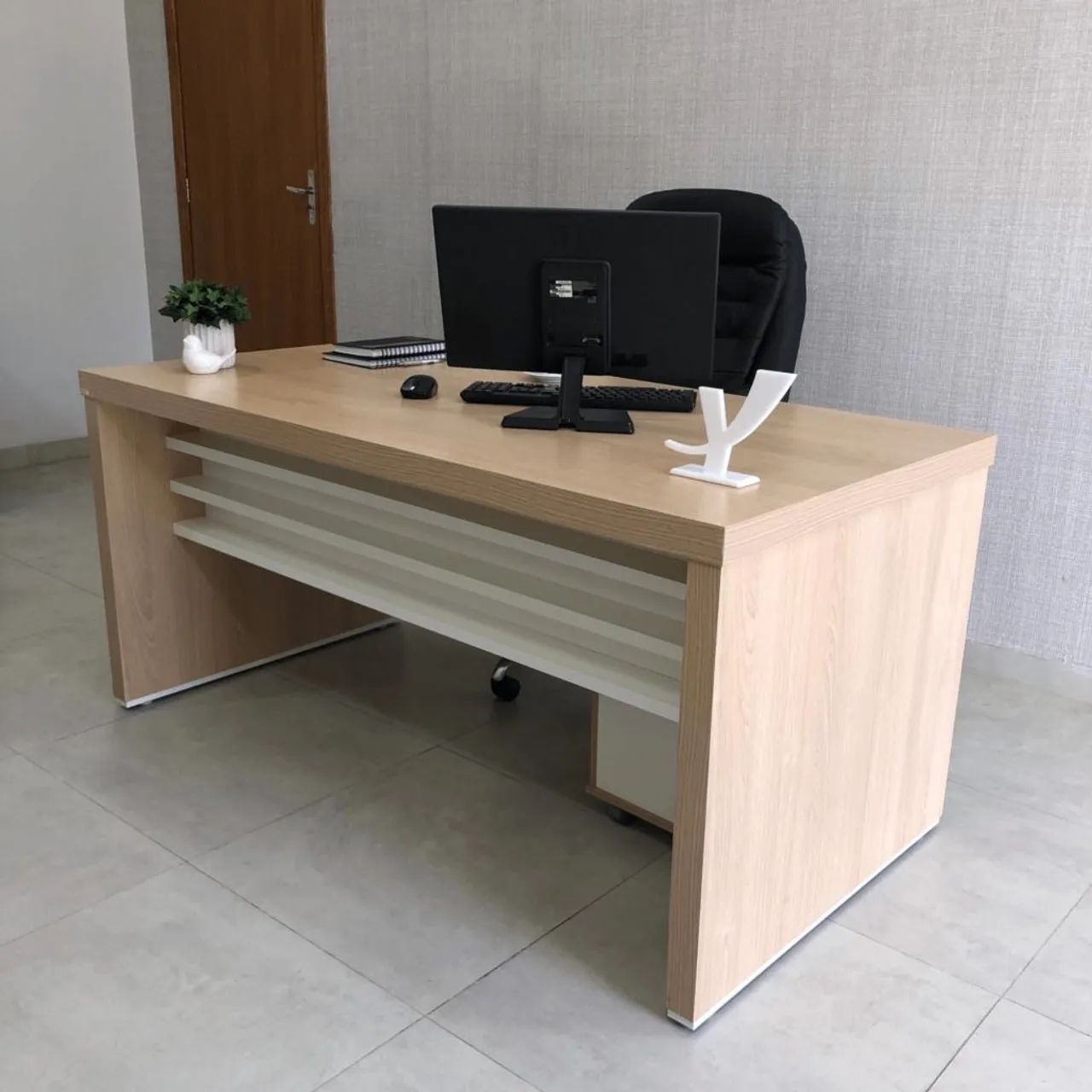 Mesa escritório Artany tamburatto