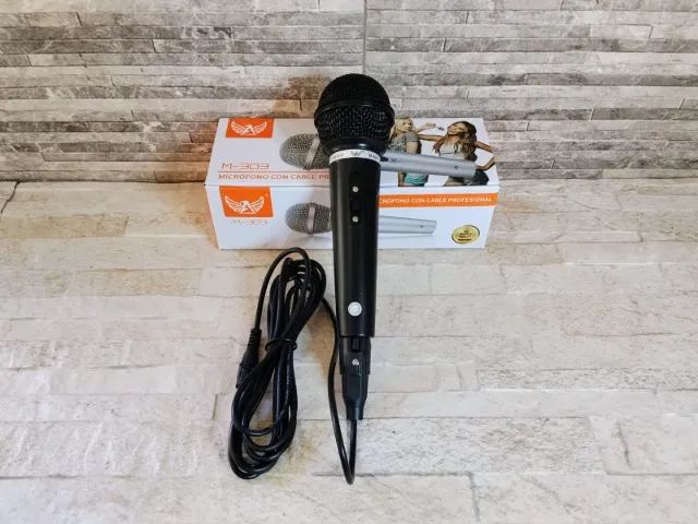 Microfone Dinâmico Com Fio Karaokê Altomex Cabo P10 - Foto 2