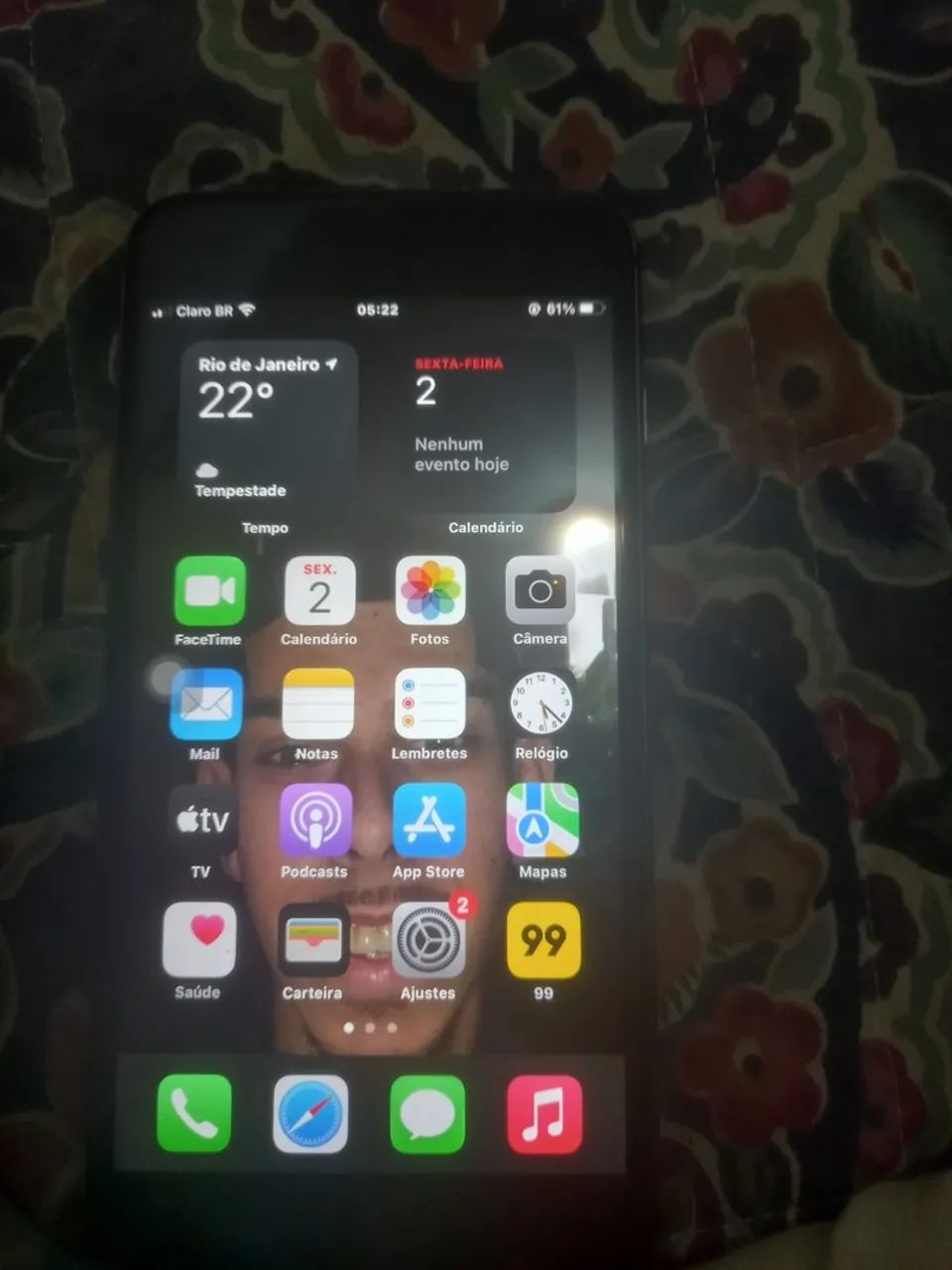 IPhone 8 Plus 64gb funcionando perfeitamente 100% de saúde de bateria  - Foto 4