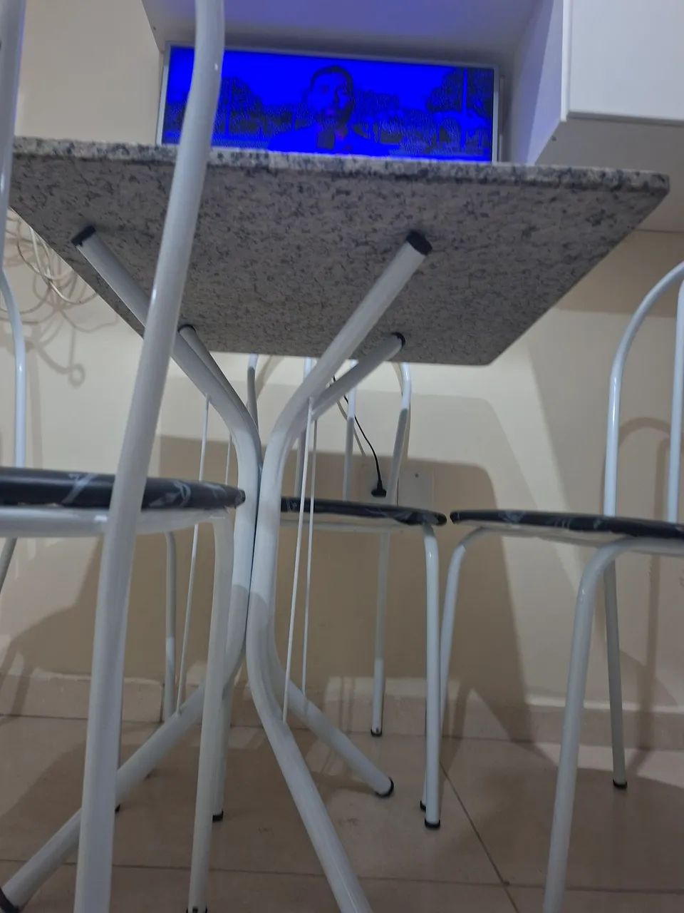 Mesa de mármore 4 lugares - Foto 3