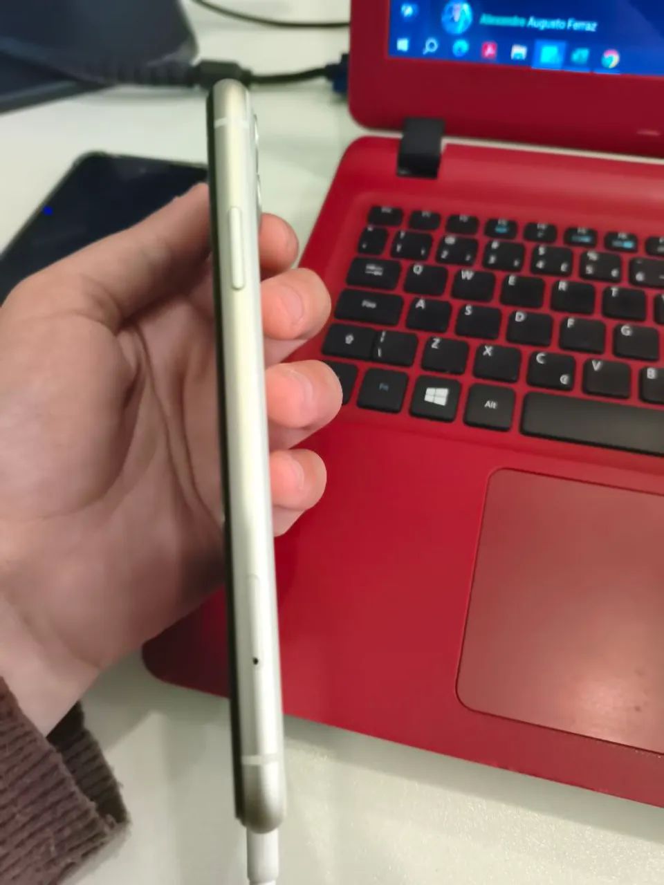 iPhone 11 64gigas. - Foto 2