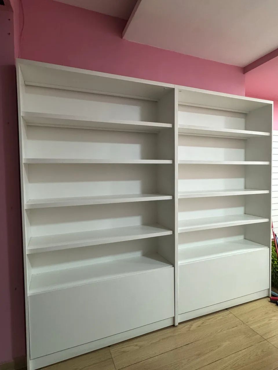ESTANTE NICHO LED 